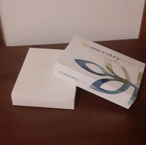 Ancestry DNA Box